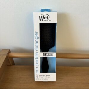 NWT Wet Brush Pro Paddle Detangler - Black